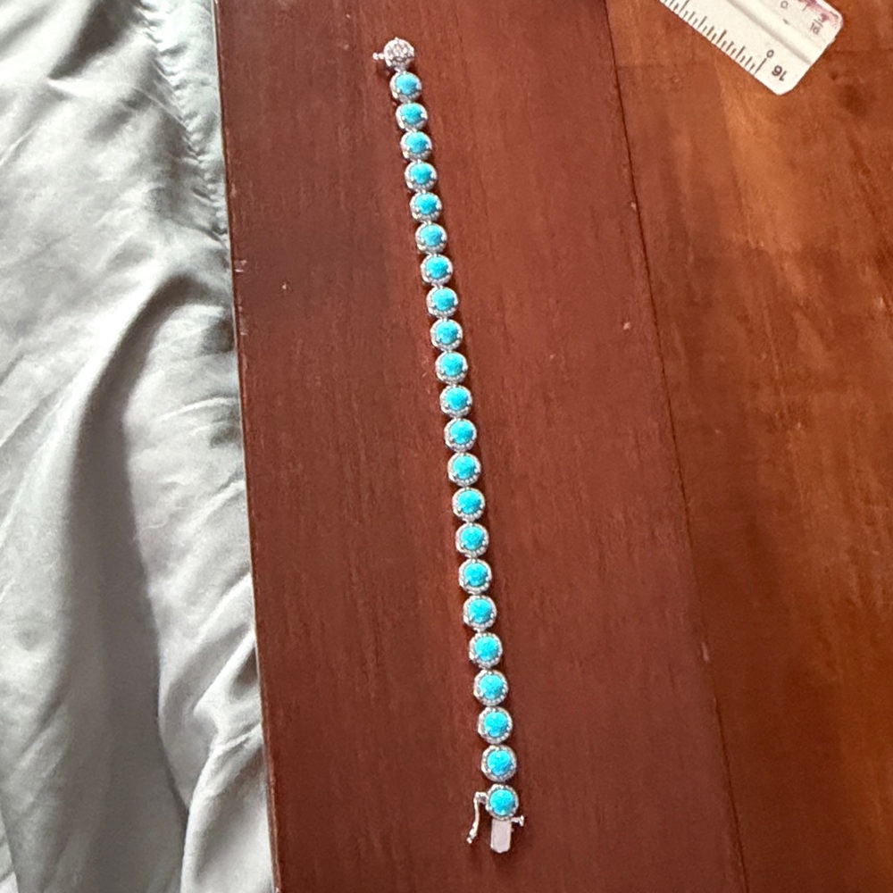 Sterling silver and sleeping beauty turquoise bracelet - Picture 2 of 6